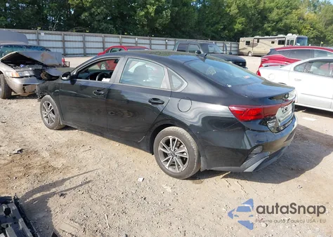2023 Kia Forte Lx/Lxs z USA, uszkodzony, nr VIN 3KPF24AD4PE689720